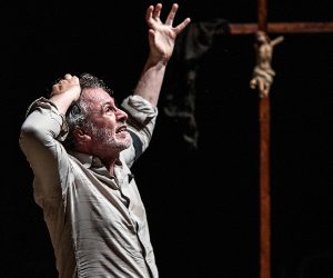 “Orapronobis” – Teatro di figura, perturbante spettacolo privo di spettacolarizzazione